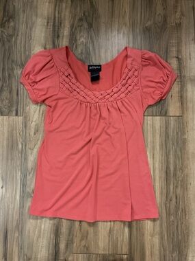 Hot Tempered coral tee